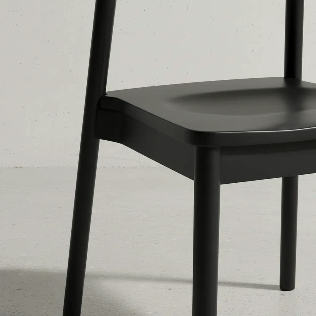 penwood furniture liva chair medium close up