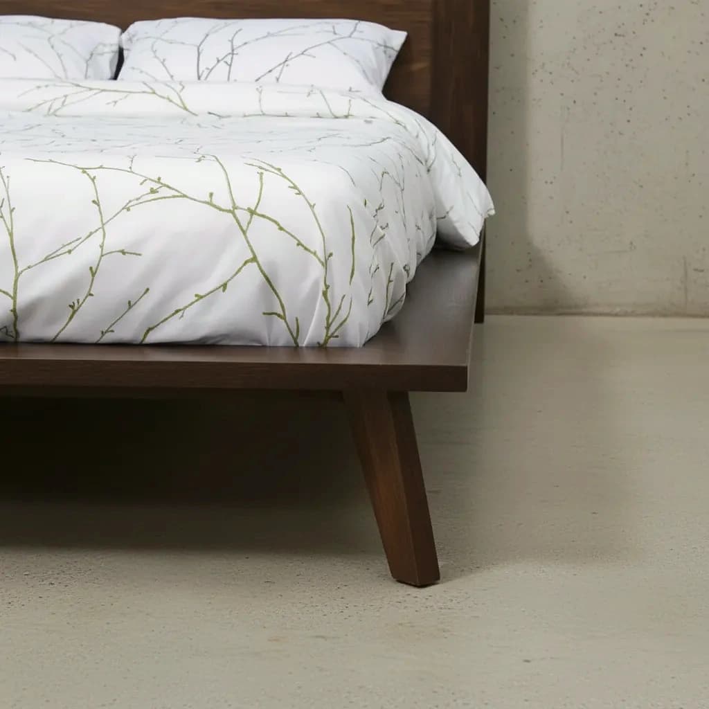 penwood furniture avenue bed medium close up
