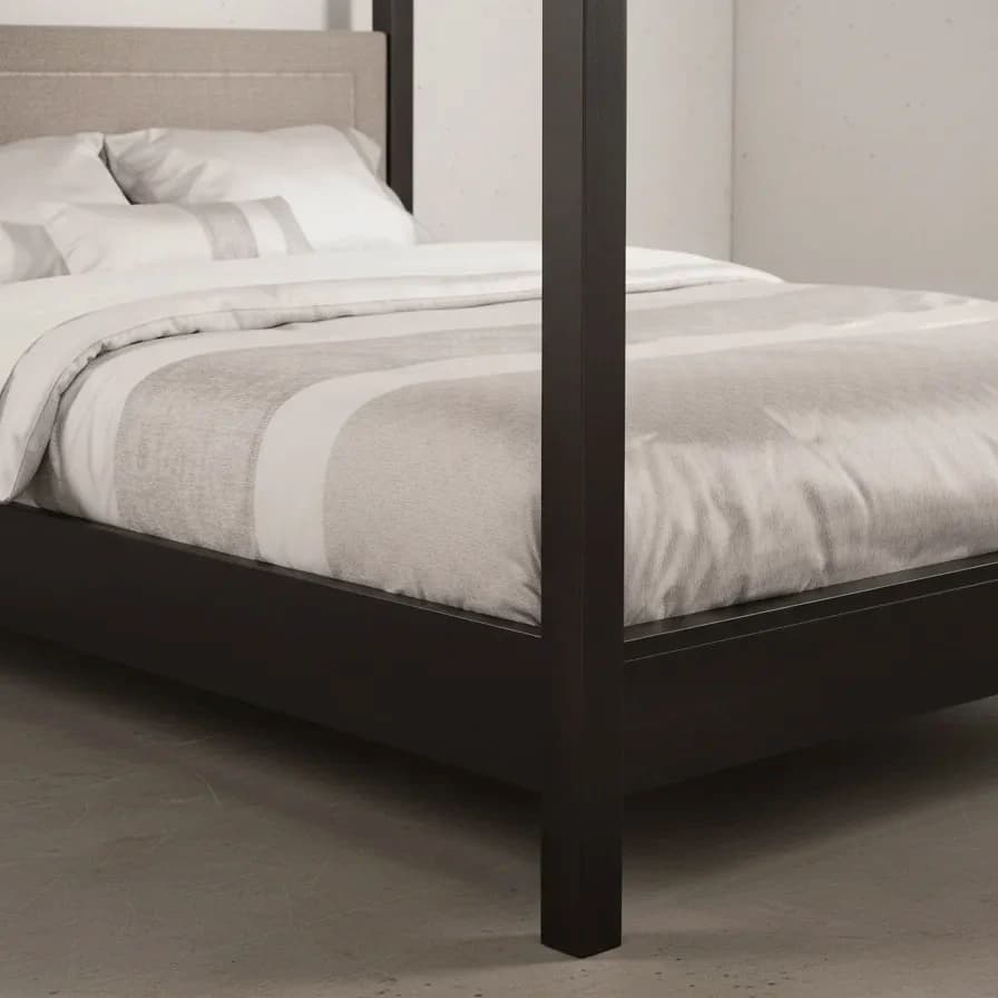 penwood furniture brooklyn canopy bed medium close up