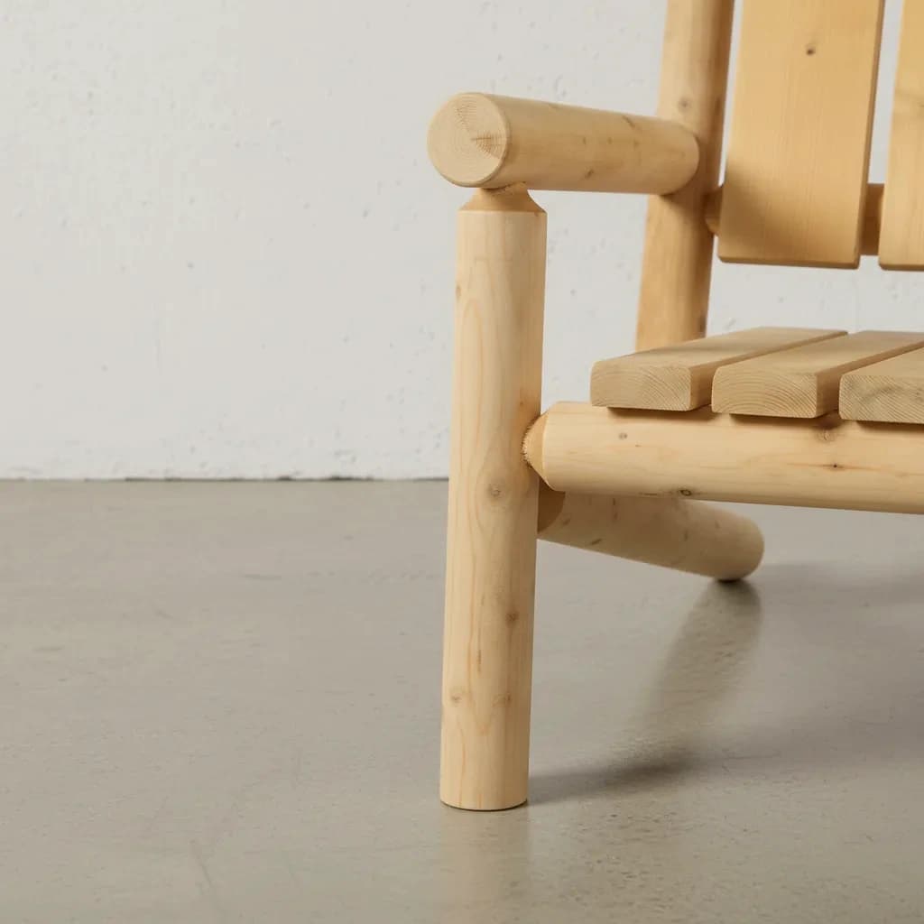 penwood furniture cedar modern log chair medium close up
