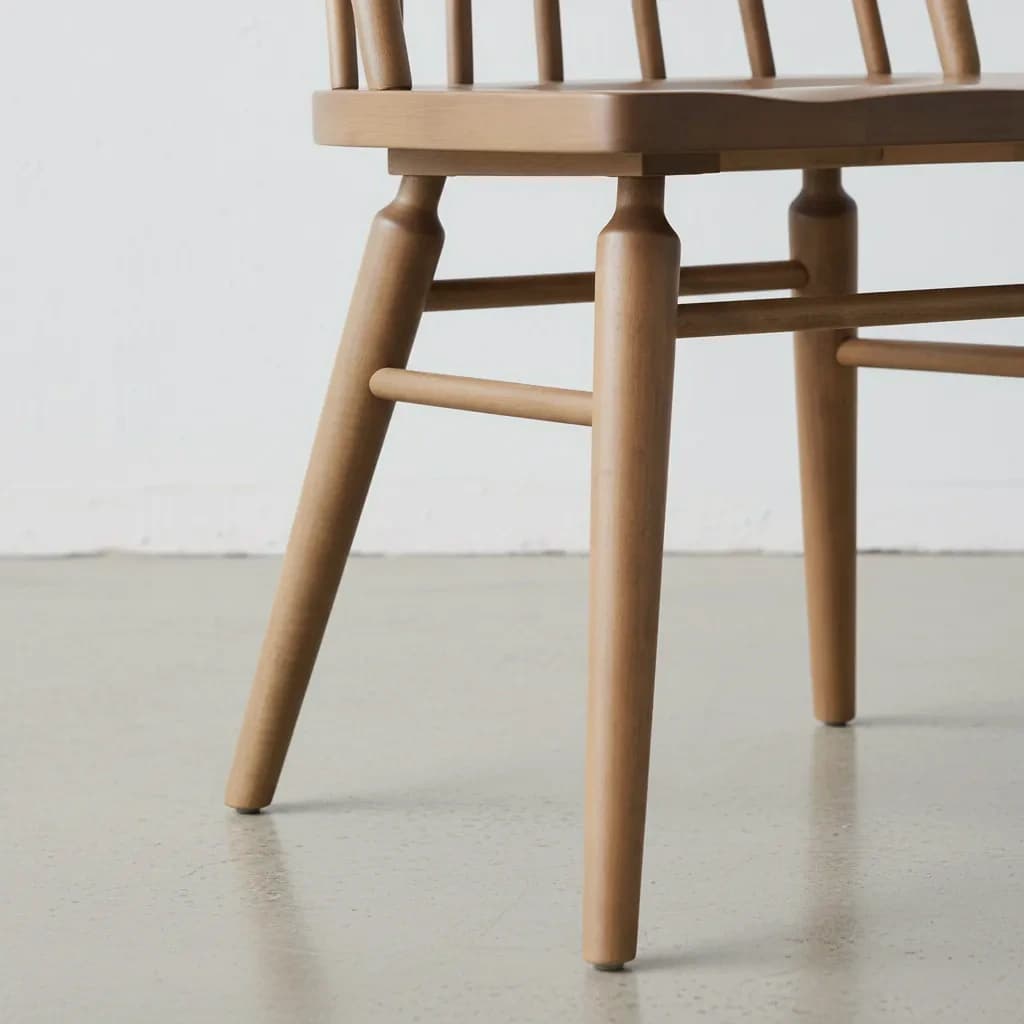 penwood furniture otto chair medium close up