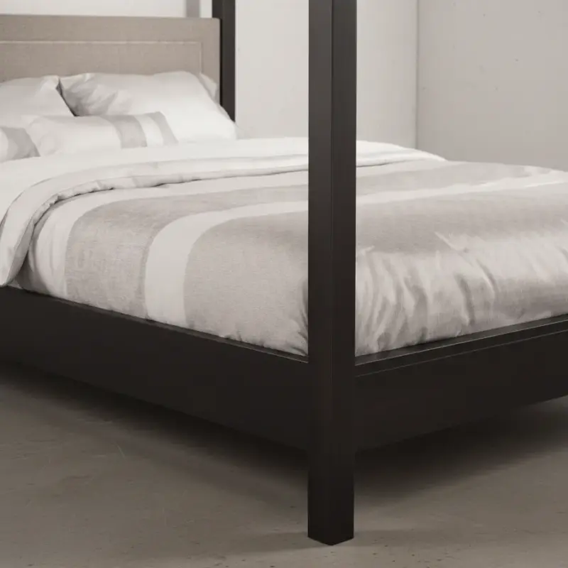 penwood furniture brooklyn canopy bed medium close up