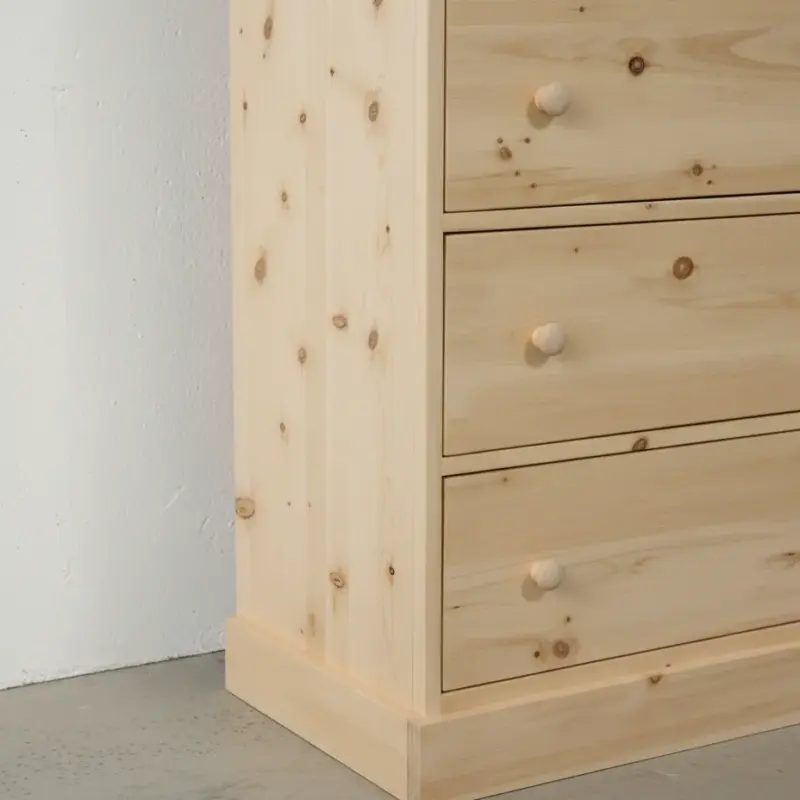 penwood furniture cottage 9 drawer dresser ct19 medium close up