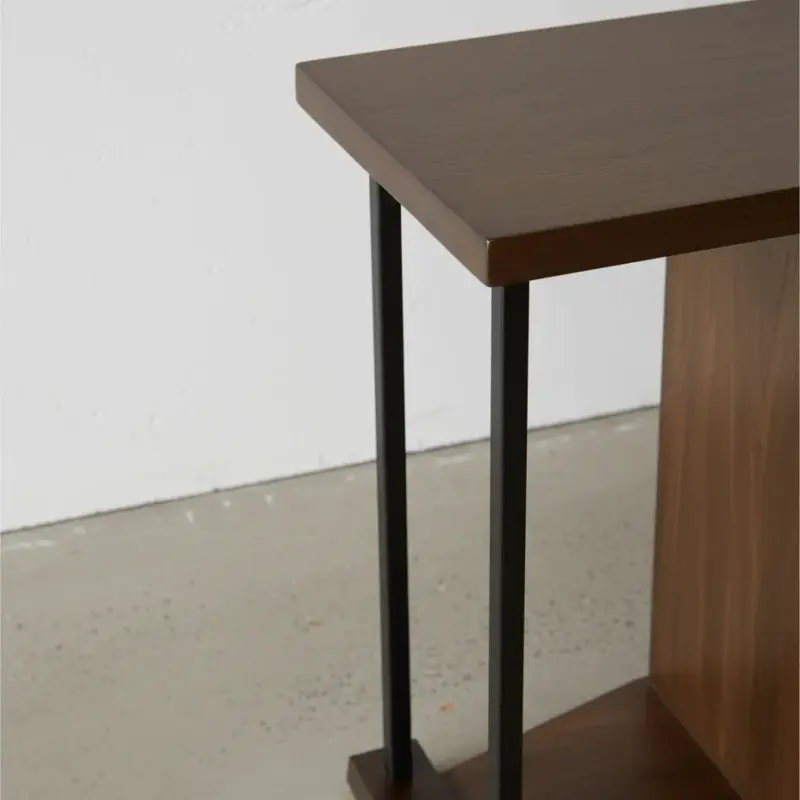 penwood furniture coventry server medium close up