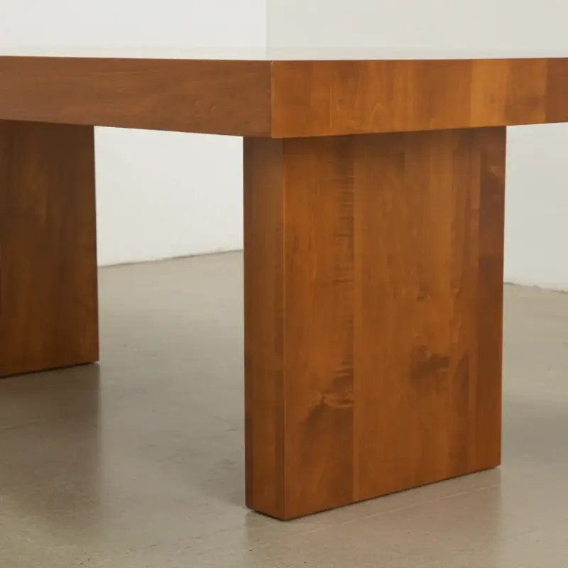 penwood furniture dubai dining table medium close up