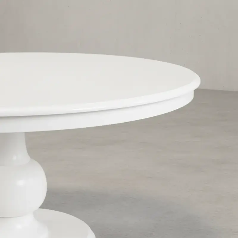 penwood furniture dutchess dining table medium close up