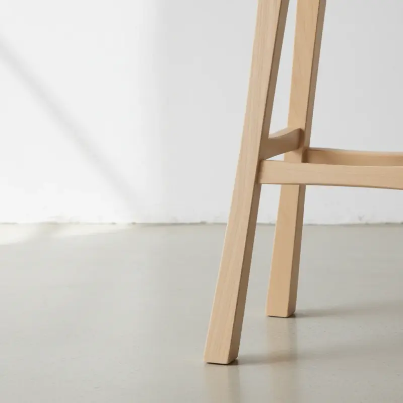 penwood furniture mission saddle stool medium close up