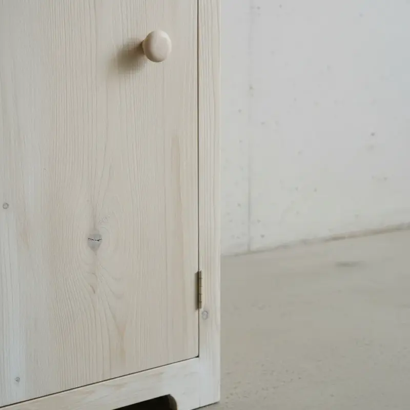 penwood furniture rustic jelly cupboard dd12325 medium close up