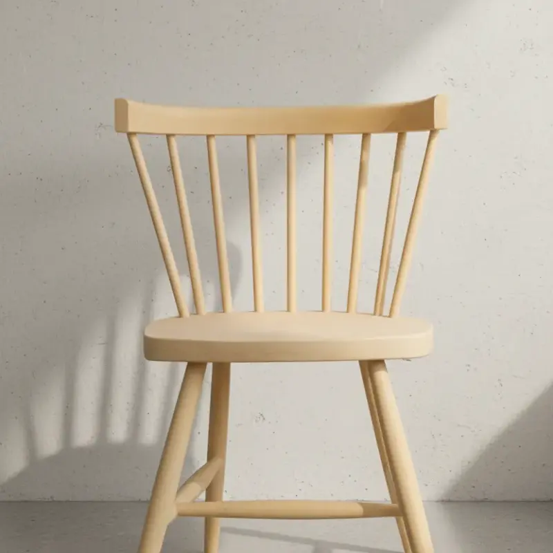 penwood furniture windsor reading chair face on horizontal